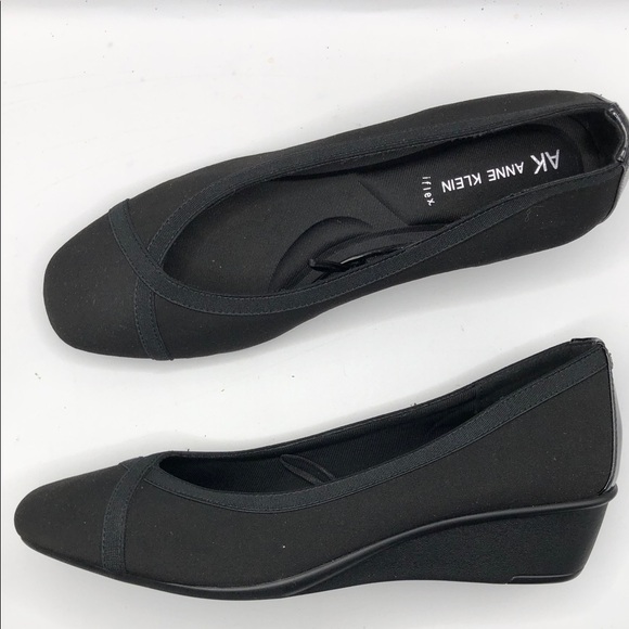 Anne Klein Women’s Black Wedge Shoes - Picture 2 of 8